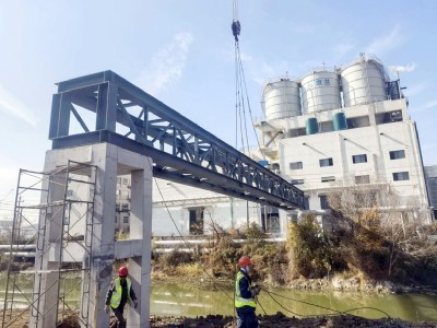 中天智匯安裝蒸汽管道遷改項目“搶”出32天超快工期